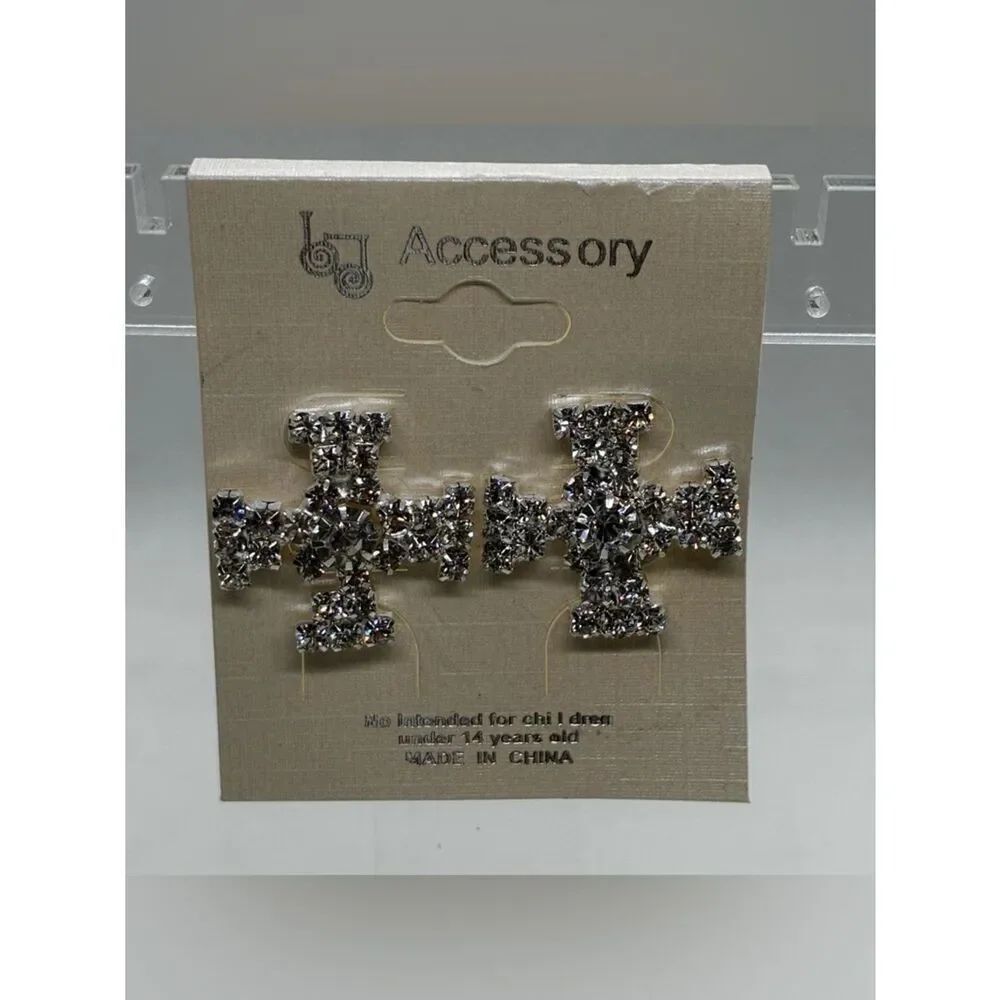 3For$20 LG Elegant Silver Crystal Cross Earrings